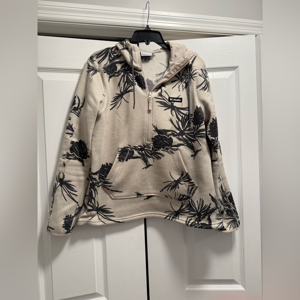 Columbia women’s hooded quarter zip pullover